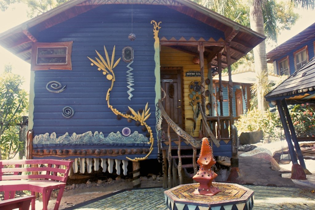 The unbelievable Jade Seahorse hotel