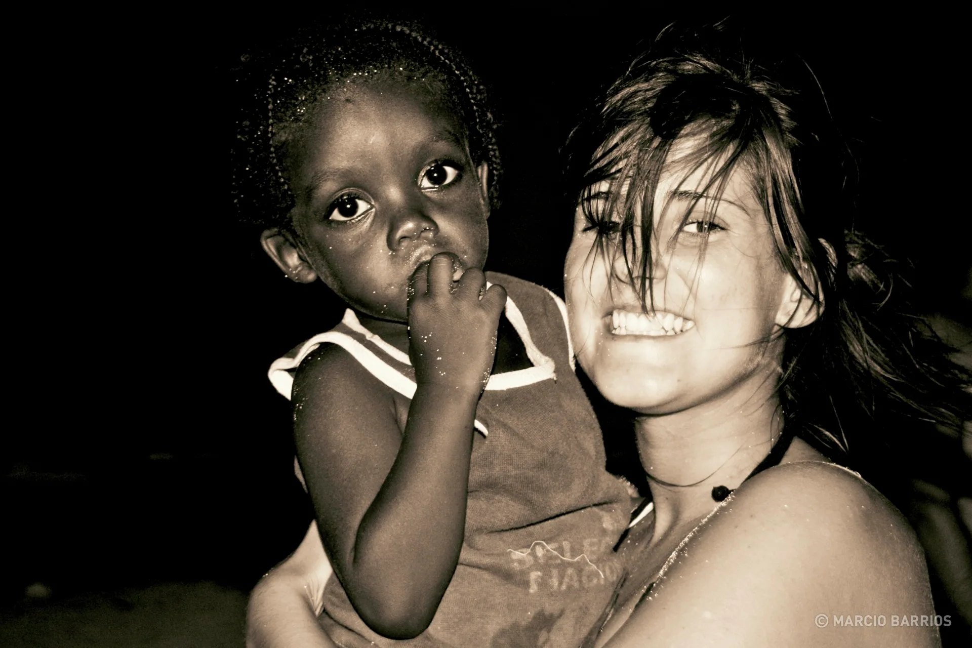 Garifuna girl with my girlfriend Garifuna girl with my girlfriend