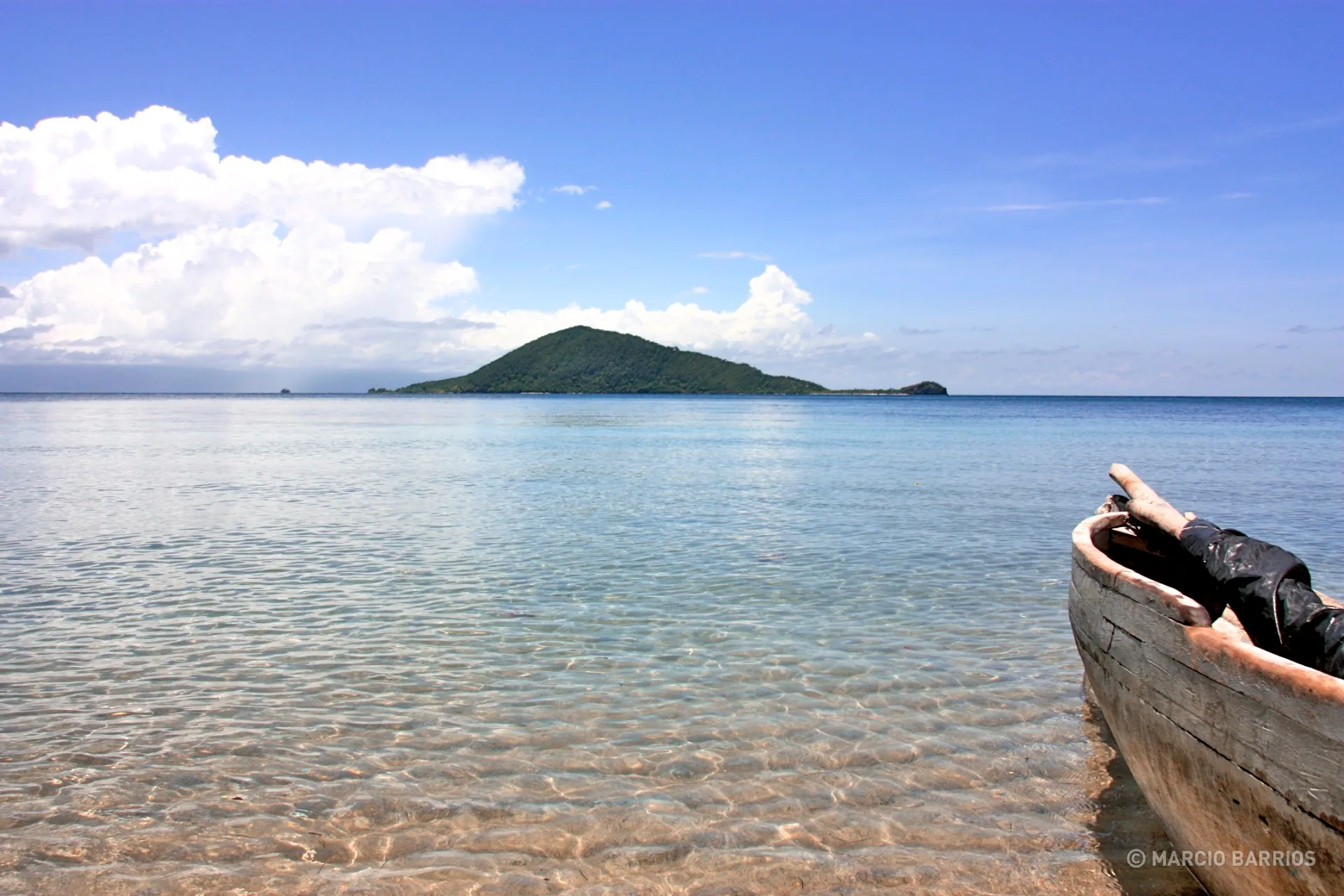 A view of Cayo Menor from Cayo Grande A view of Cayo Menor from Cayo Grande
