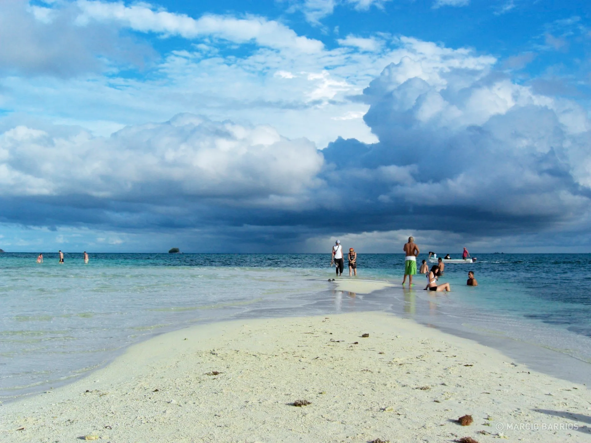 Water cay, a cay near Utila Water cay, a cay near Utila
