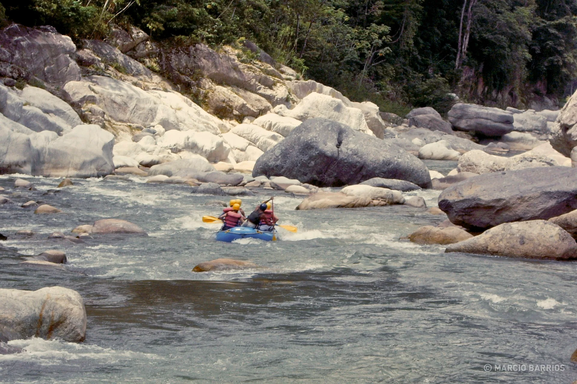 Rafting in Cangrejal river Rafting in Cangrejal river